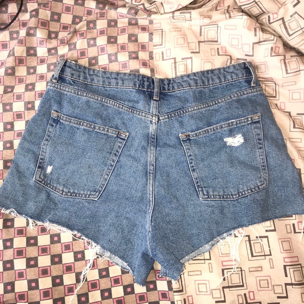 denim ripped shorts
